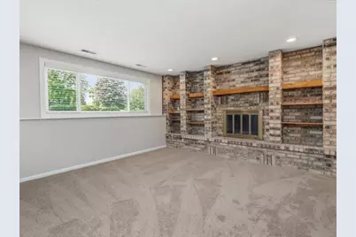 7926 Chesshire Lane N, Maple Grove, MN 55311 - Photo 21