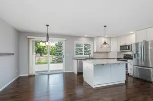 7926 Chesshire Ln N, Maple Grove, MN 55311 - Photo 11