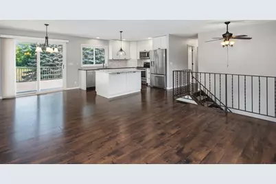 7926 Chesshire Lane N, Maple Grove, MN 55311 - Photo 9
