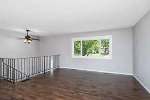 7926 Chesshire Ln N, Maple Grove, MN 55311 - Photo 7