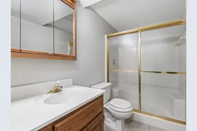7926 Chesshire Lane N, Maple Grove, MN 55311 - Photo 25