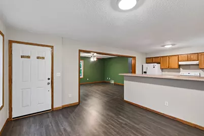 2321 Lyndale Avenue N, Minneapolis, MN 55411 - Photo 3