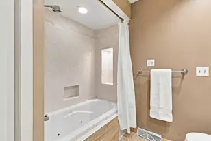 4317 Briarwood Ln, Minnetonka, MN 55343 - Photo 33