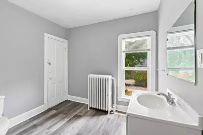 2410 James Avenue N, Minneapolis, MN 55411 - Photo 29