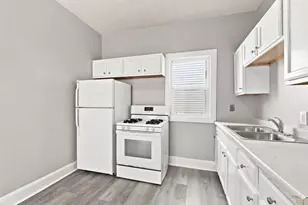 2410 James Ave N, Minneapolis, MN 55411 - Photo 9
