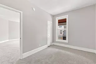 2410 James Ave N, Minneapolis, MN 55411 - Photo 5