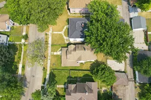 2410 James Ave N, Minneapolis, MN 55411 - Photo 35