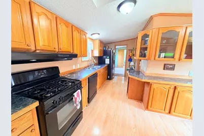 2204 Mockingbird Place NW, Stewartville, MN 55976 - Photo 5