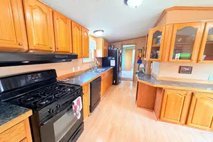 2204 Mockingbird Pl NW, Stewartville, MN 55976 - Photo 5