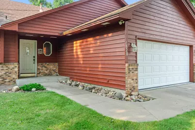 1820 Slater Lane, Burnsville, MN 55337 - Photo 3