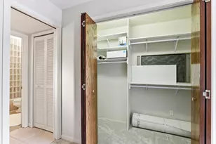 210 W Grant St, Minneapolis, MN 55403 - Photo 25