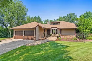 2915 Bruce Ct, Inver Grove Heights, MN 55077 - Photo 1