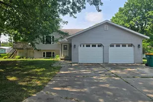 282 Lincoln Ave, New Germany, MN 55367 - Photo 1