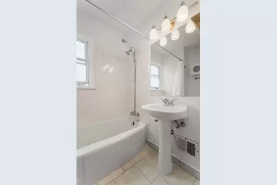 2037 Montreal Avenue, Saint Paul, MN 55116 - Photo 15