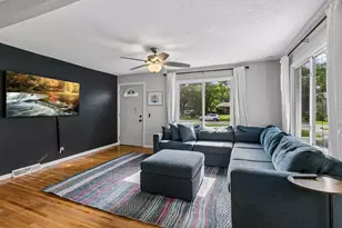 8630 Goodhue St NE, Blaine, MN 55449 - Photo 7