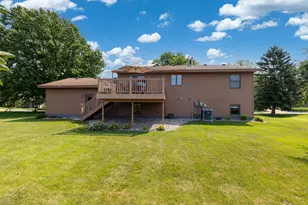 902 Park Ln, Belle Plaine, MN 56011 - Photo 21