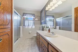 902 Park Ln, Belle Plaine, MN 56011 - Photo 11