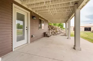 36115 Dolphin St NW, Princeton, MN 55371 - Photo 37