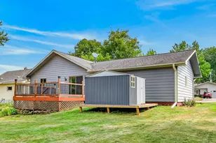 621 N Park Pl, Cadott, WI 54727 - Photo 31