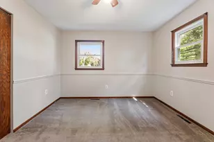 300 8th St NW, Plainview, MN 55964 - Photo 13