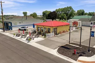 5986 Main Ave NE, Albertville, MN 55301 - Photo 1