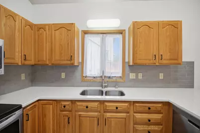 1688 Wedgewood Drive NE, Owatonna, MN 55060 - Photo 11
