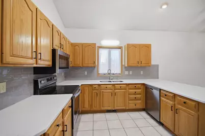 1688 Wedgewood Drive NE, Owatonna, MN 55060 - Photo 9