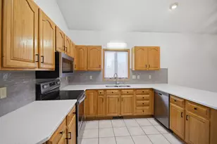 1688 Wedgewood Dr NE, Owatonna, MN 55060 - Photo 9