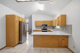 1688 Wedgewood Dr NE, Owatonna, MN 55060 - Photo 15