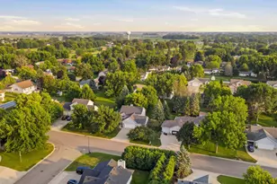 1688 Wedgewood Dr NE, Owatonna, MN 55060 - Photo 61