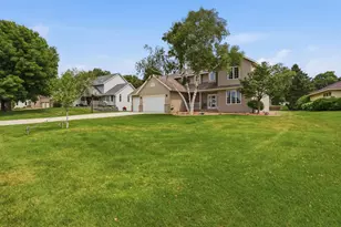 3200 Eagle Ridge Dr E, Willmar, MN 56201 - Photo 41