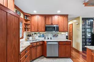 1601 E 82nd St, Bloomington, MN 55425 - Photo 9