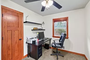 1601 E 82nd St, Bloomington, MN 55425 - Photo 15