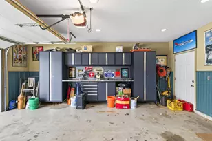 1601 E 82nd St, Bloomington, MN 55425 - Photo 27