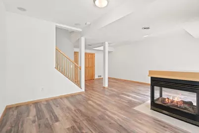 1971 Andrew Court, Chanhassen, MN 55317 - Photo 25
