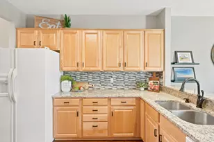 1971 Andrew Ct, Chanhassen, MN 55317 - Photo 9