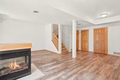 1971 Andrew Court, Chanhassen, MN 55317 - Photo 21