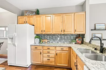 1971 Andrew Court, Chanhassen, MN 55317 - Photo 9