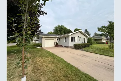 105 1st Street SE, Plainview, MN 55964 - Photo 1
