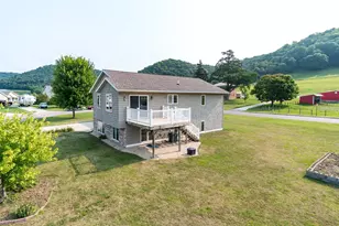 701 Spring Ct, Brownsville, MN 55919 - Photo 29