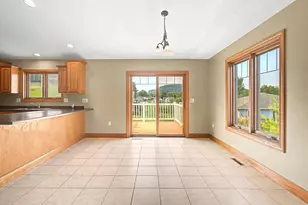 701 Spring Ct, Brownsville, MN 55919 - Photo 11