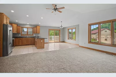 701 Spring Court, Brownsville, MN 55919 - Photo 5