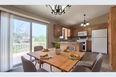685 107th Lane NW, Coon Rapids, MN 55448 - Photo 5