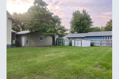 309 4th Street W, Thief River Falls, MN 56701 - Photo 5