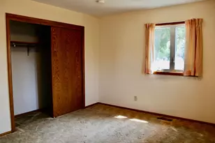 506 Lincoln Ave W, Karlstad, MN 56732 - Photo 15