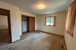 506 Lincoln Ave W, Karlstad, MN 56732 - Photo 17