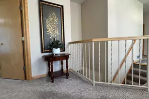 474 Bluebird Ln, Woodbury, MN 55125 - Photo 9