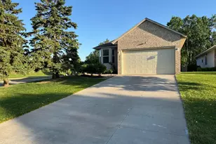 474 Bluebird Ln, Woodbury, MN 55125 - Photo 3
