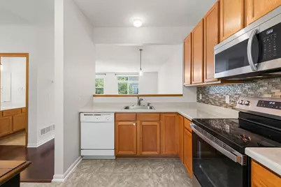 10015 Liatris Lane, Eden Prairie, MN 55347 - Photo 7