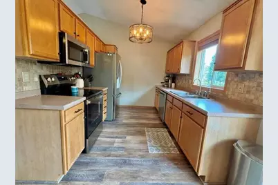 701 S Oaks Drive, Hastings, MN 55033 - Photo 5